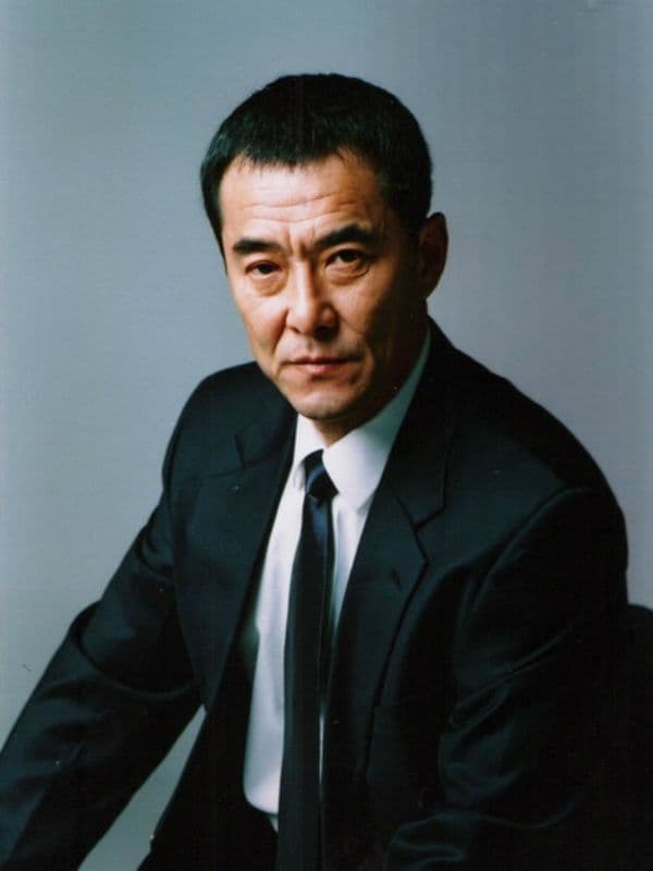 Qingxiang Wang