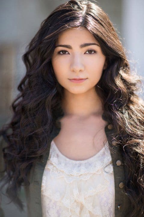 Lindsay Navarro