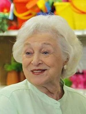 Rebecca Schull