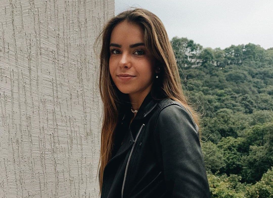 Estefi Merelles