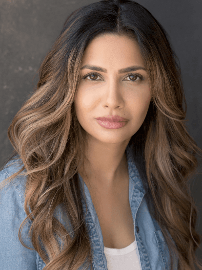 Nosheen Phoenix