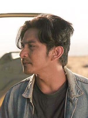 Yoga Pratama