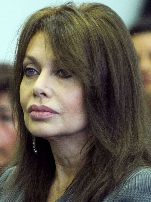 Veronica Lario
