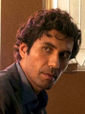 Reza Sixo Safai