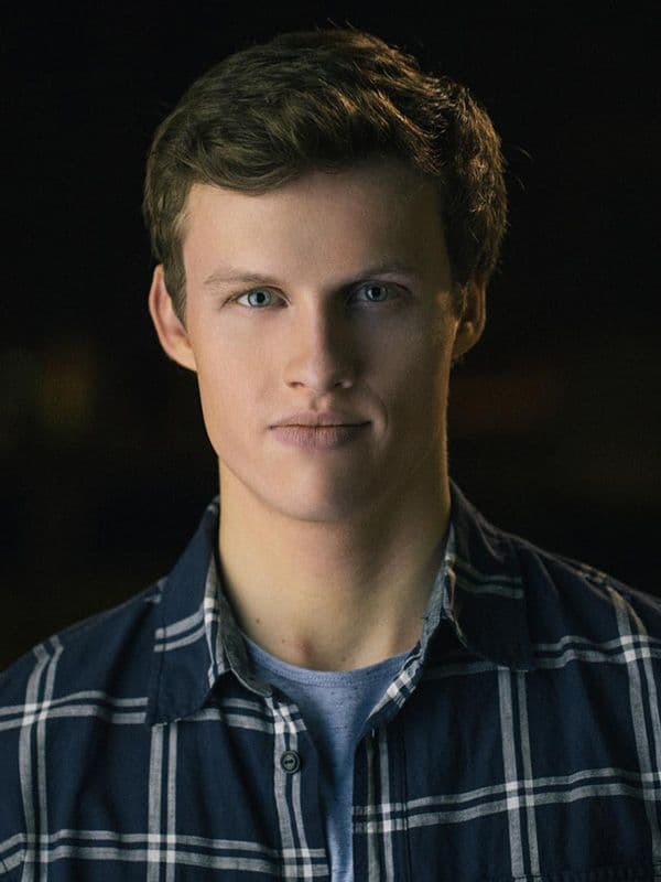 Connor Weil