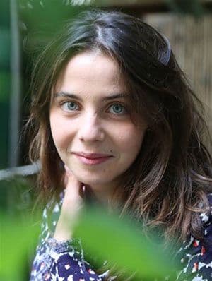 Éva Lallier Juan