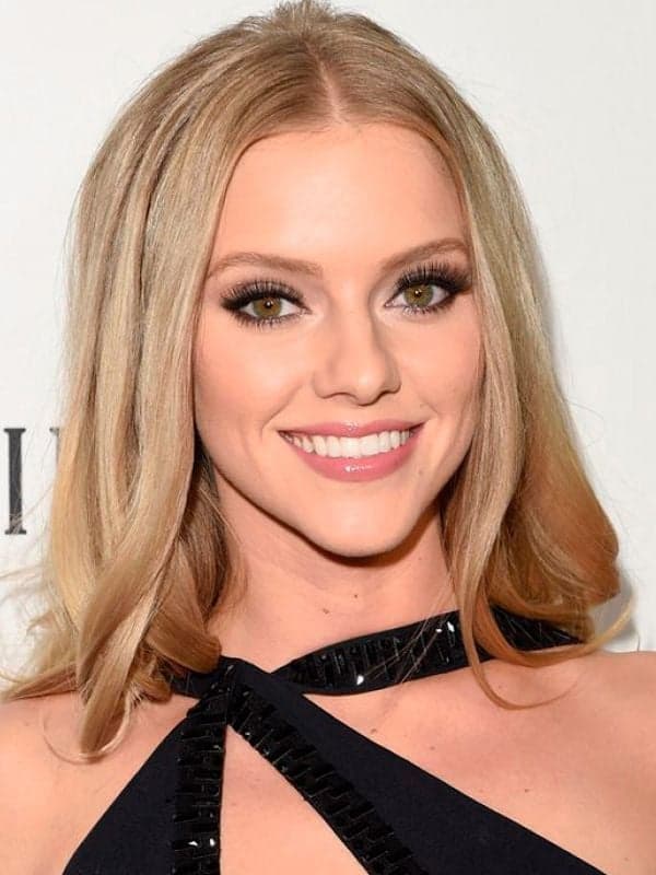 Elle Evans