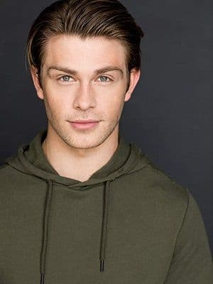 Evan Hofer