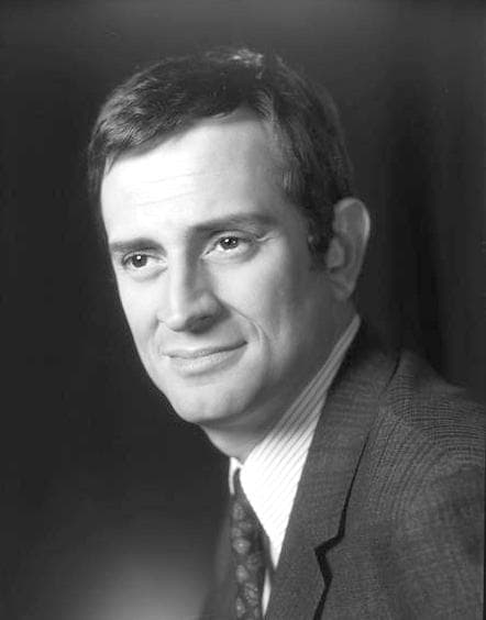 Georges Descrières