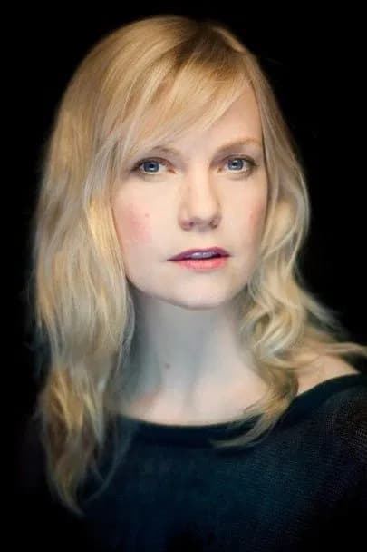 Laura Harris