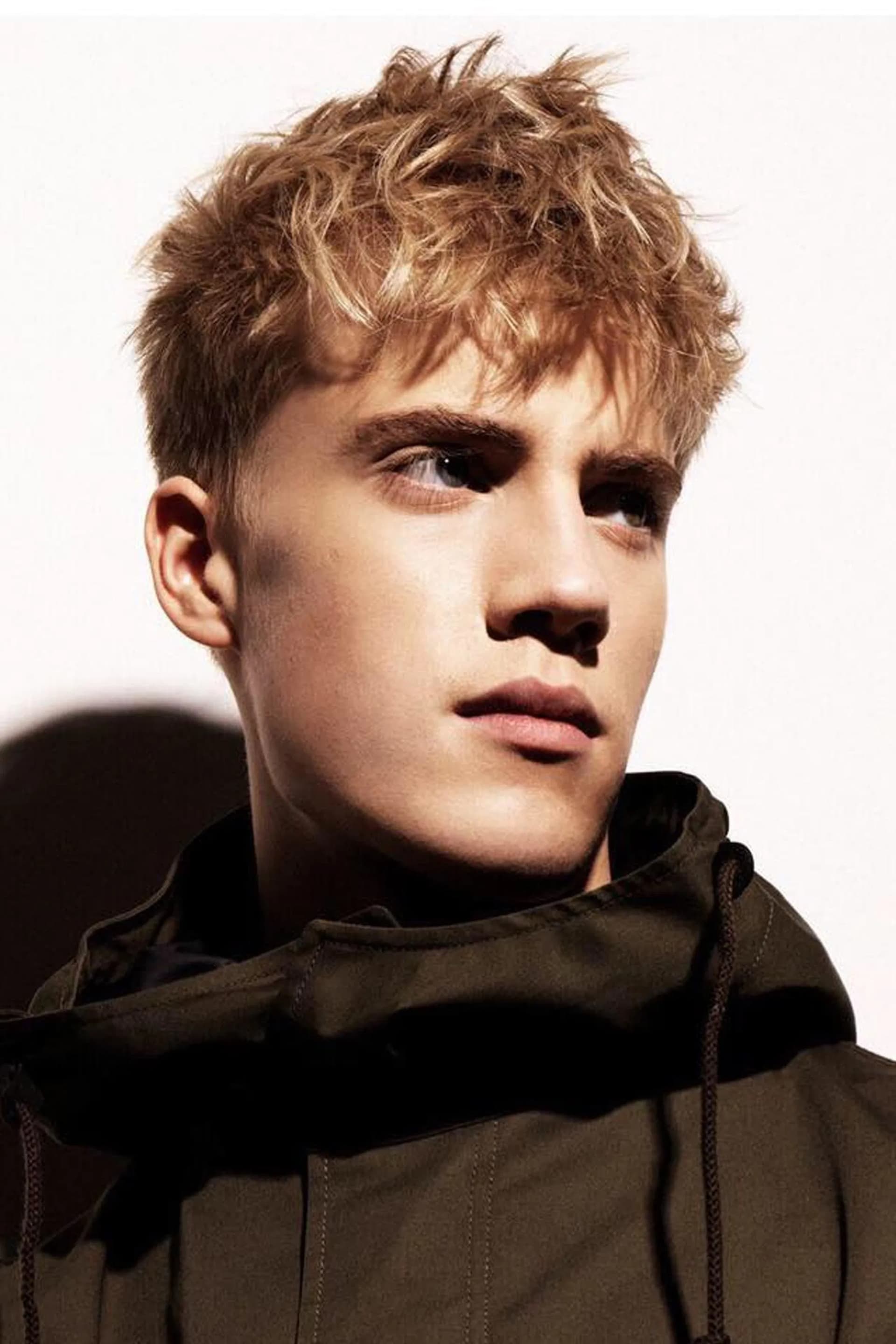 Tom Taylor (IV)