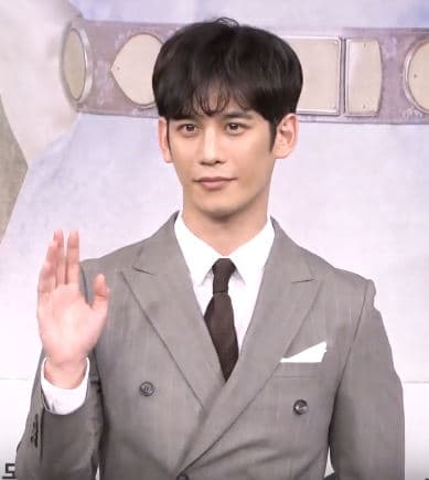 Park Ki-Woong