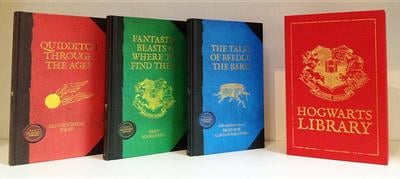 Hogwarts Library (harry Potter) - Cover