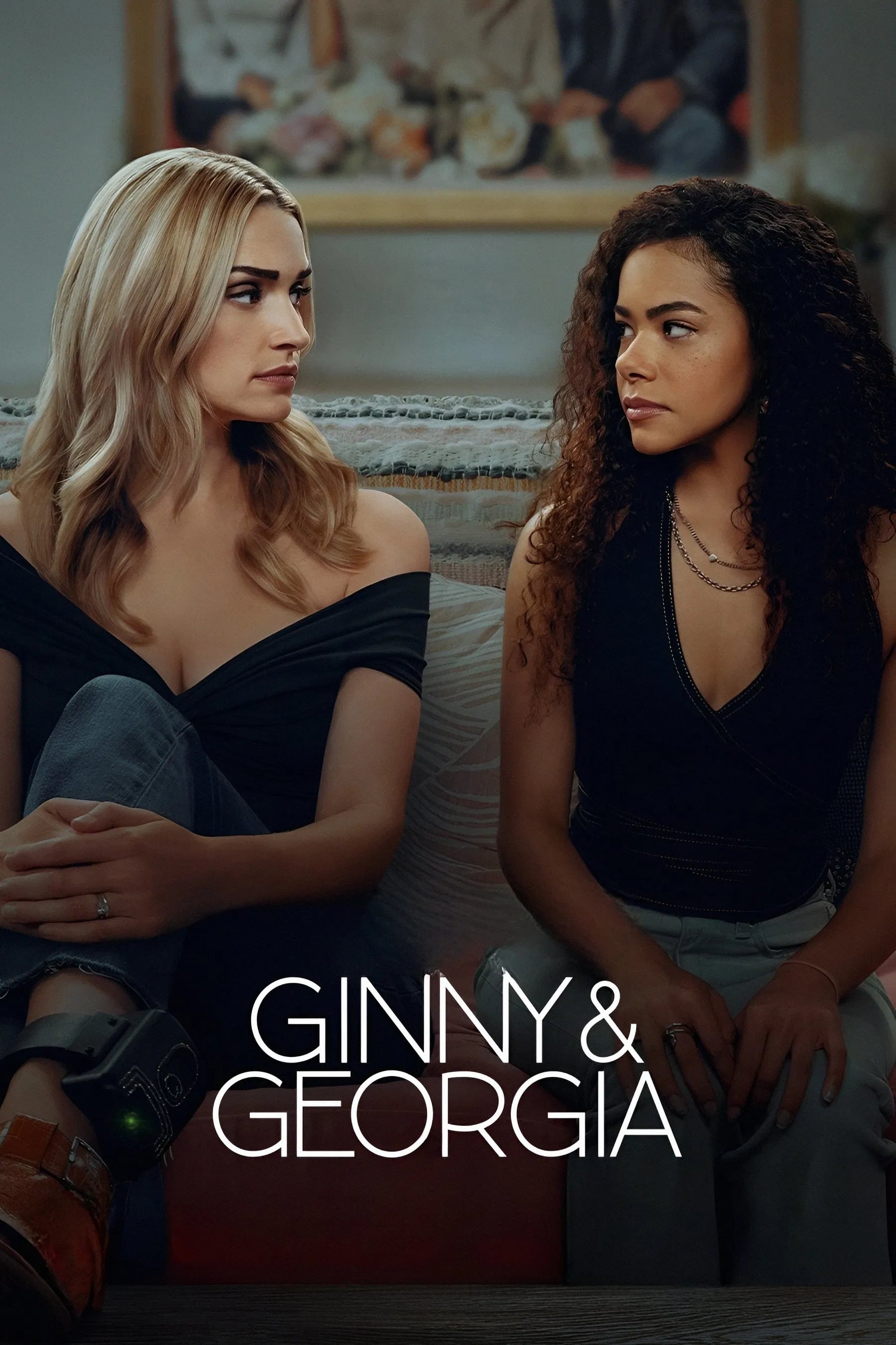 Ginny & Georgia - Cover
